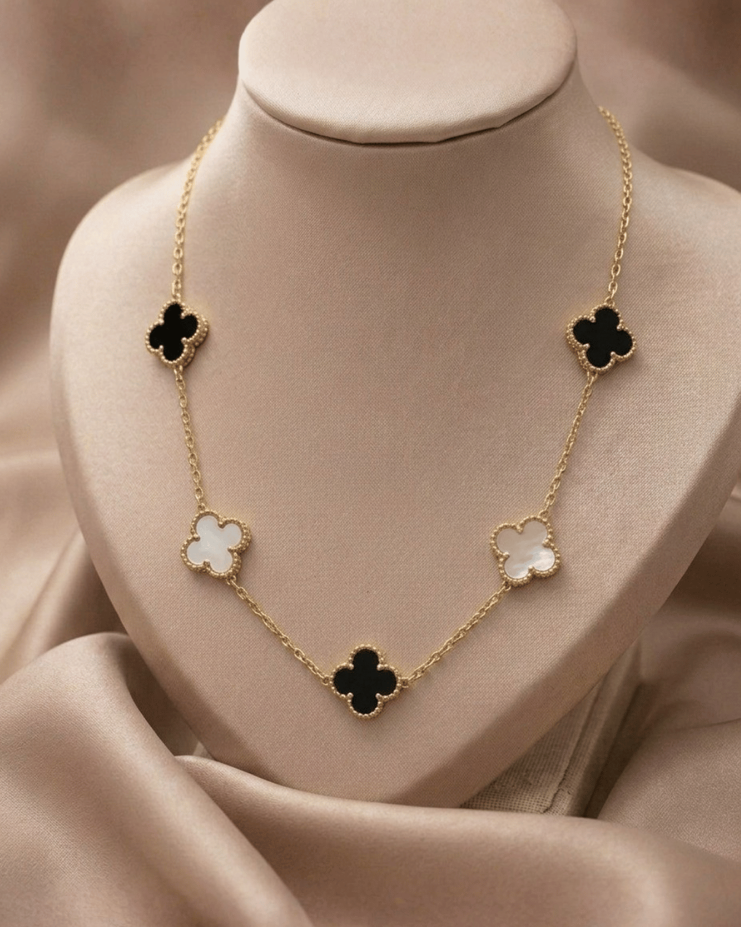 Black &amp; White Clover Necklace